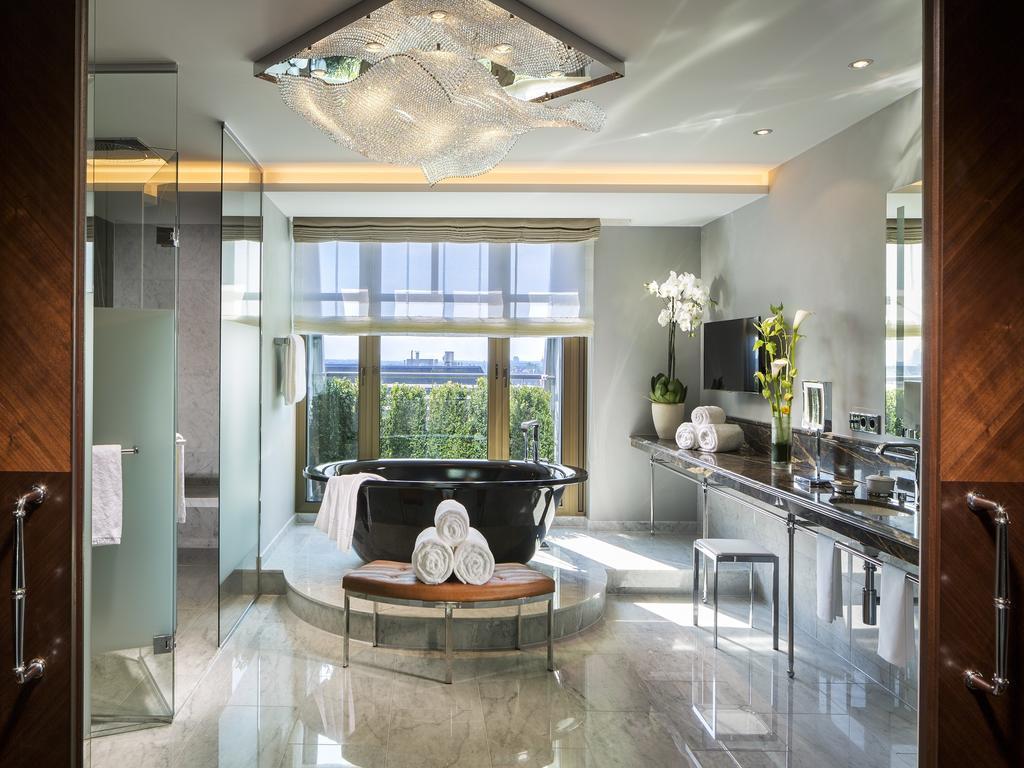 Breidenbacher Hof, Grandhotel 2025 - 101 Besten Hotel
